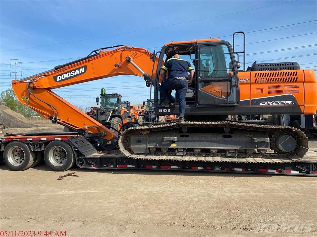 Doosan DX225 LC-5 Koparki gąsienicowe