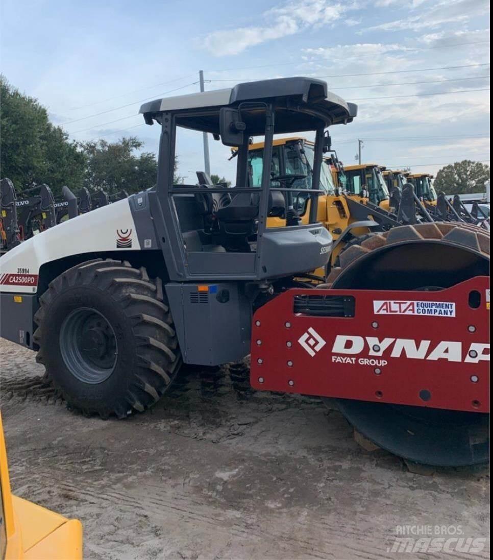 Dynapac CA2500PD Kompaktory