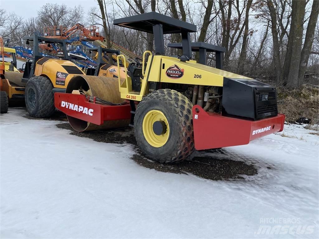 Dynapac CA260D Walce dwubębnowe