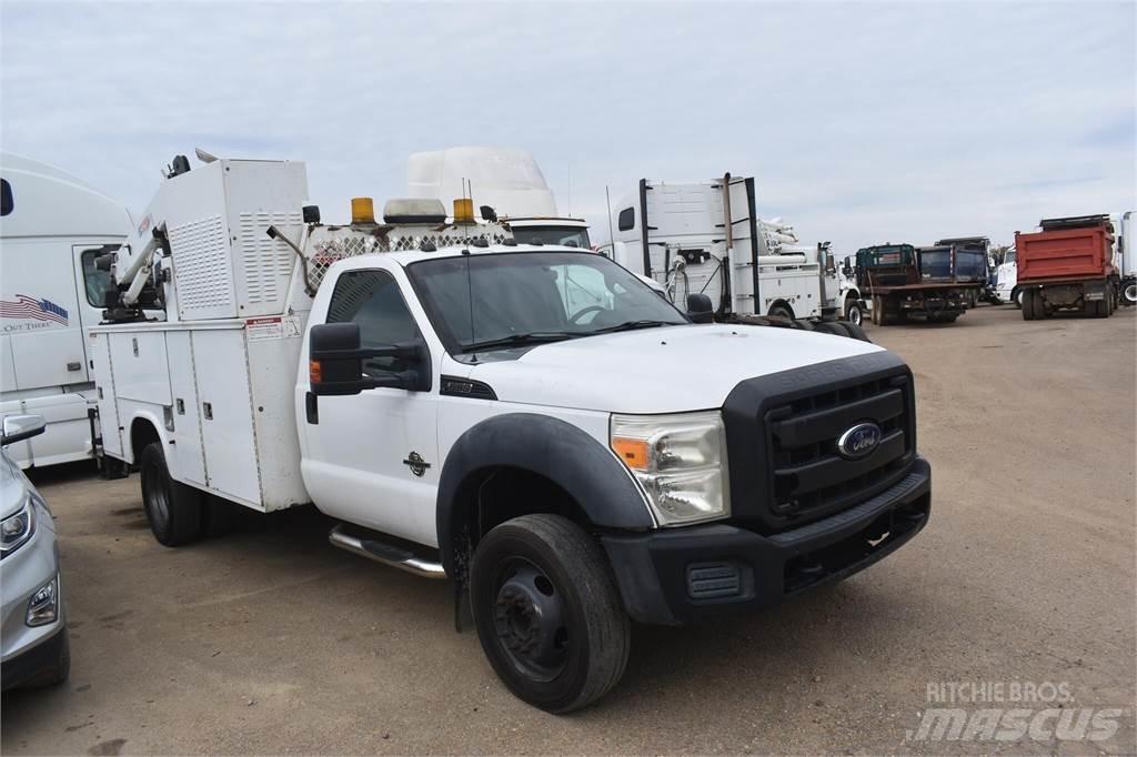 Ford F550 Pojazdy komunalne