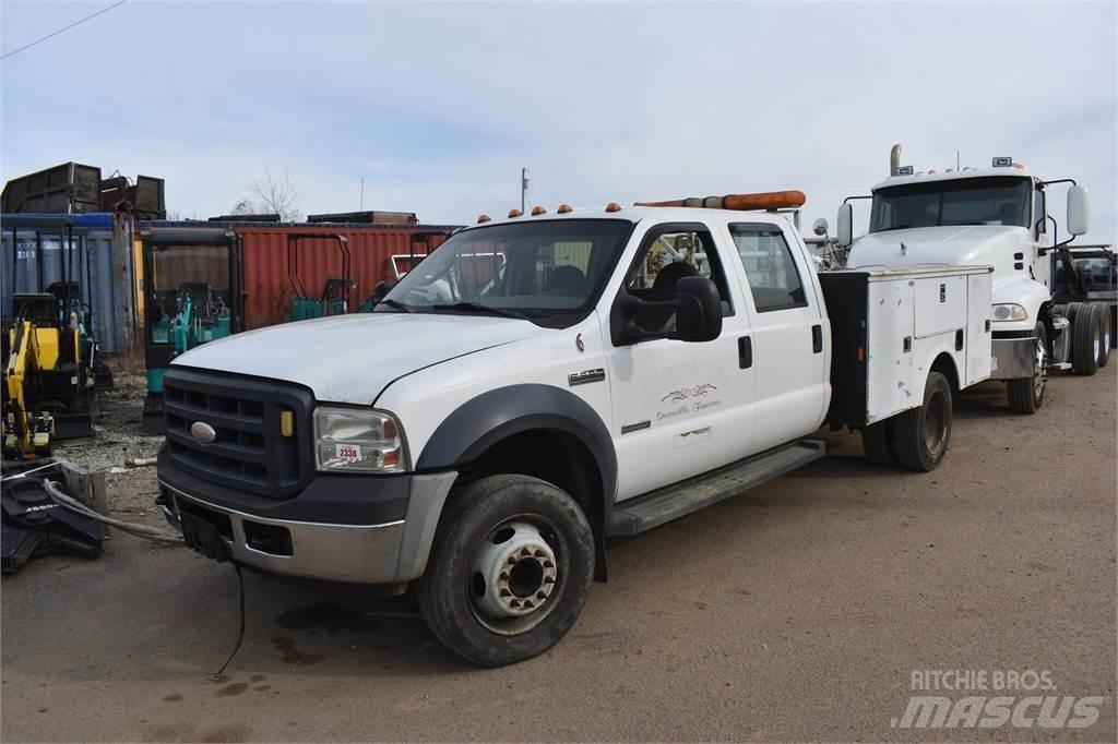 Ford F550 Pojazdy komunalne
