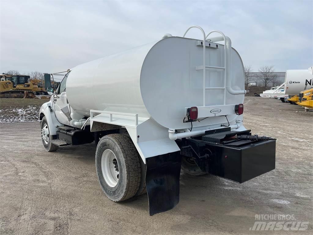 Ford F650 Polewaczki