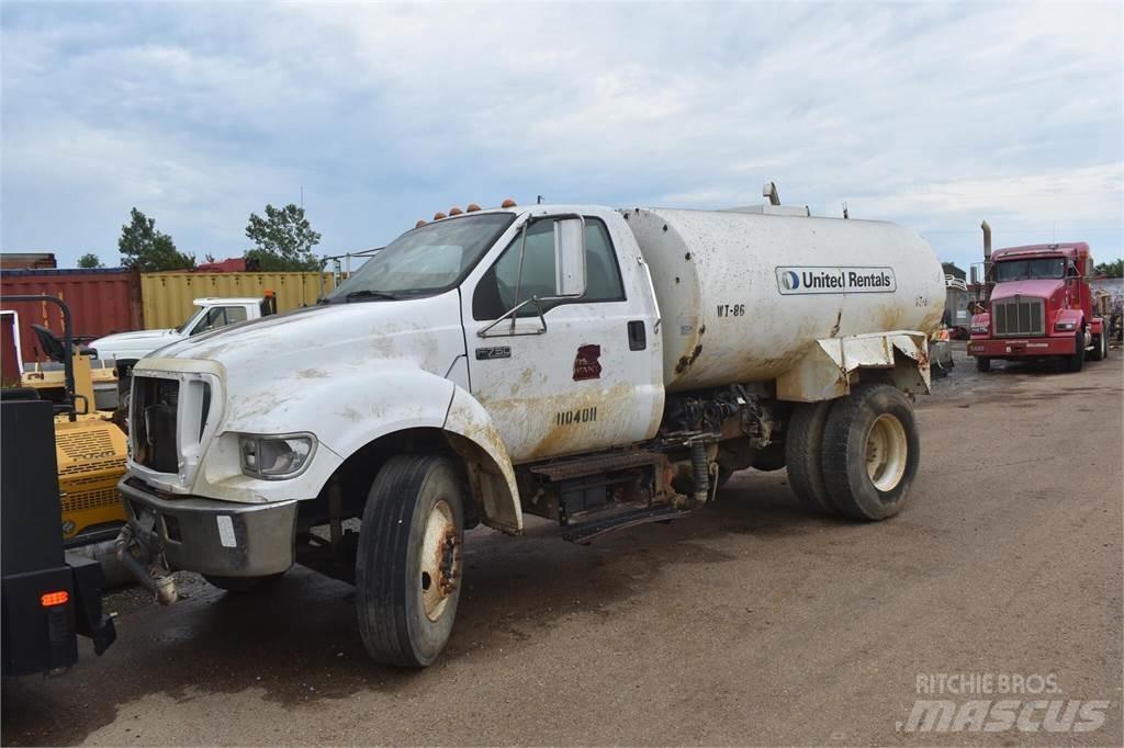 Ford F750 Cysterna