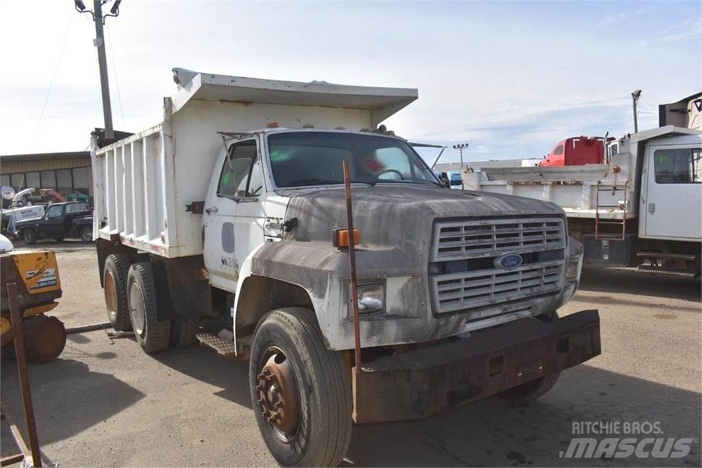 Ford F900 Wywrotki