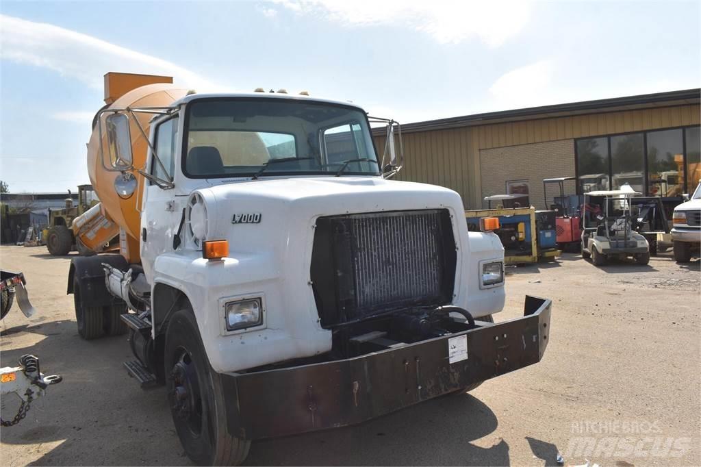 Ford LN7000 Gruszki do betonu