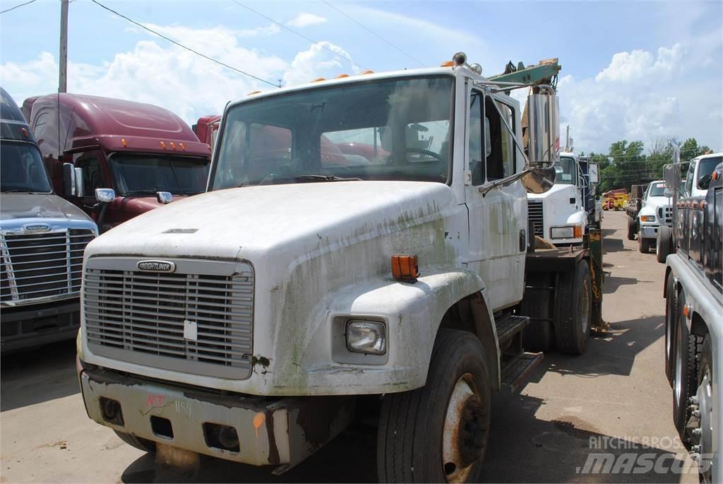 Freightliner FL70 Żurawie samochodowe