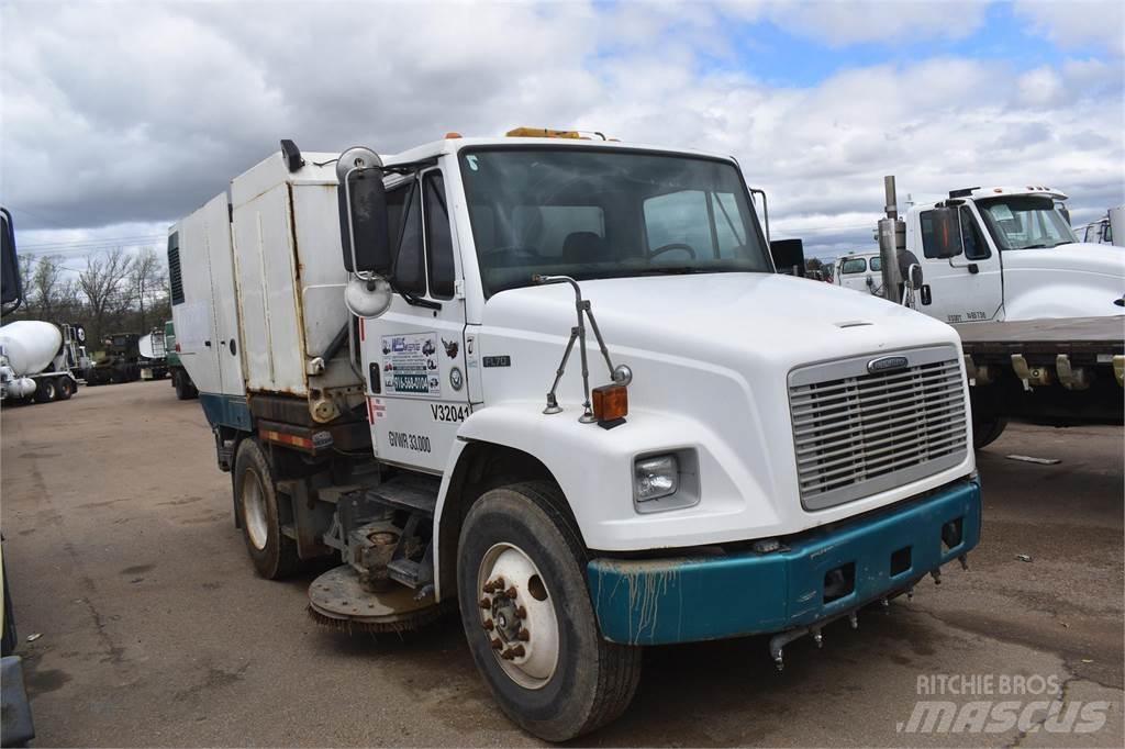 Freightliner FL70 Zamiatarki