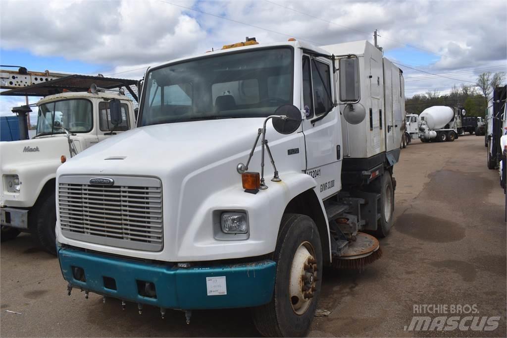 Freightliner FL70 Zamiatarki