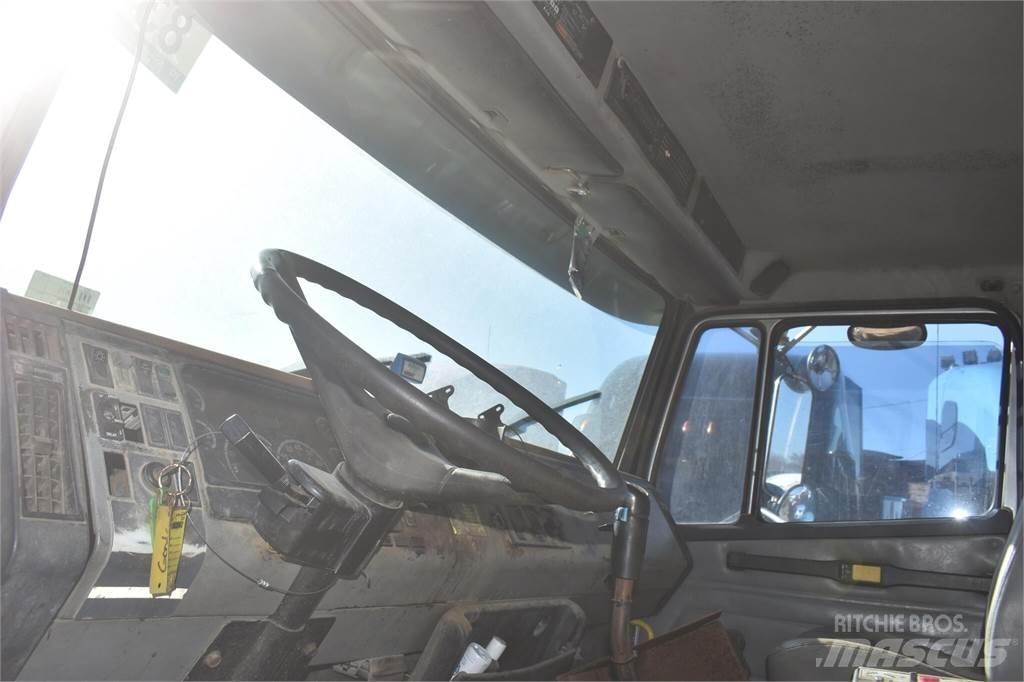Freightliner FLC112 Wywrotki