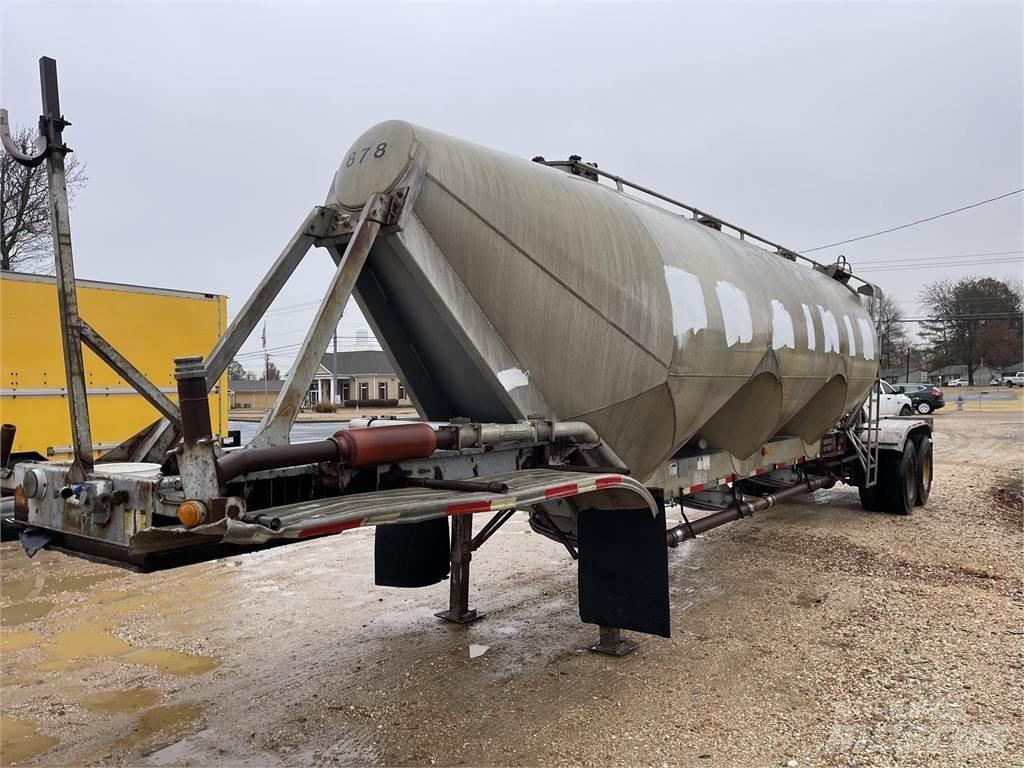 Fruehauf  Przyczepy cysterny
