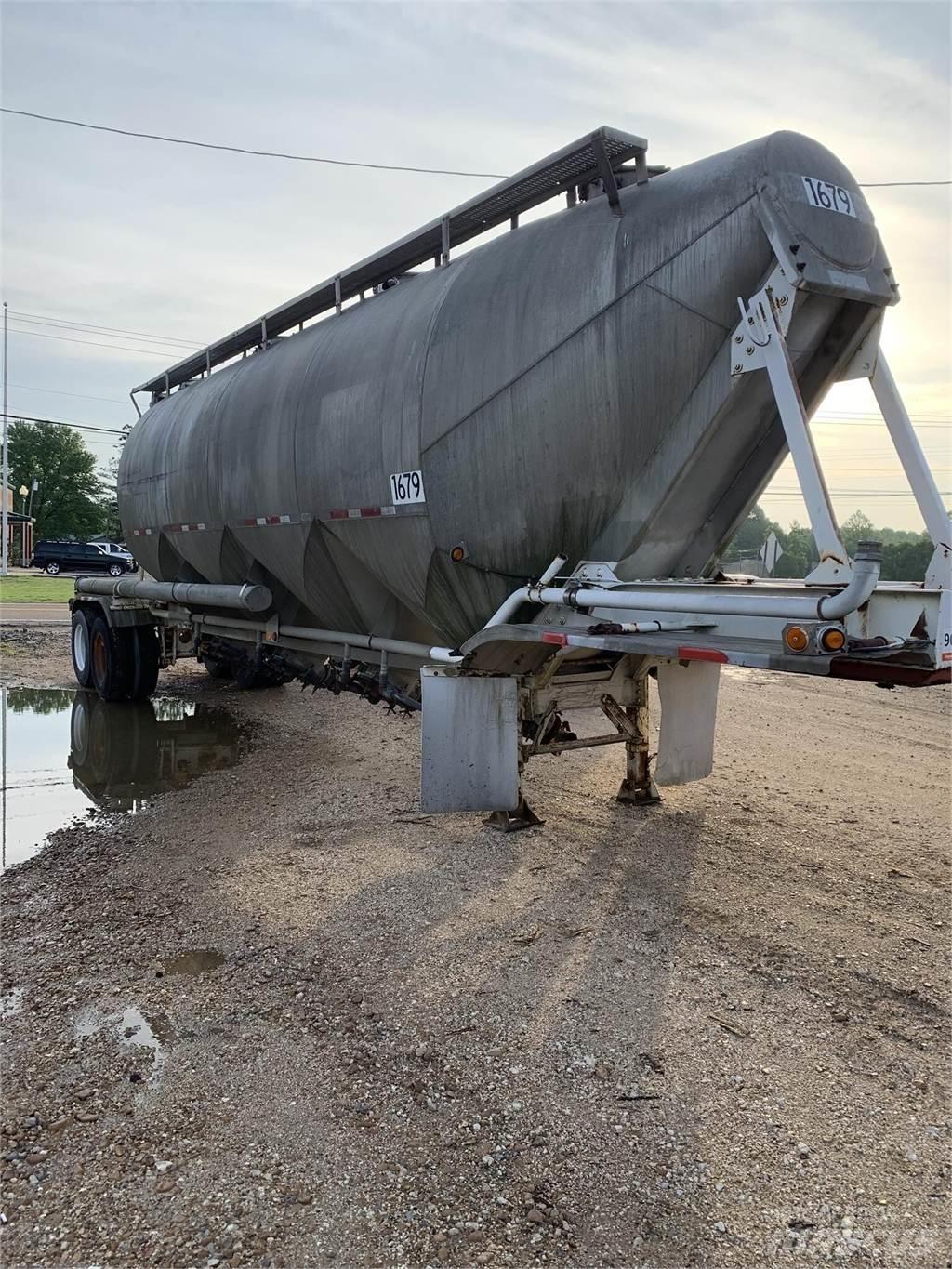 Fruehauf  Przyczepy cysterny