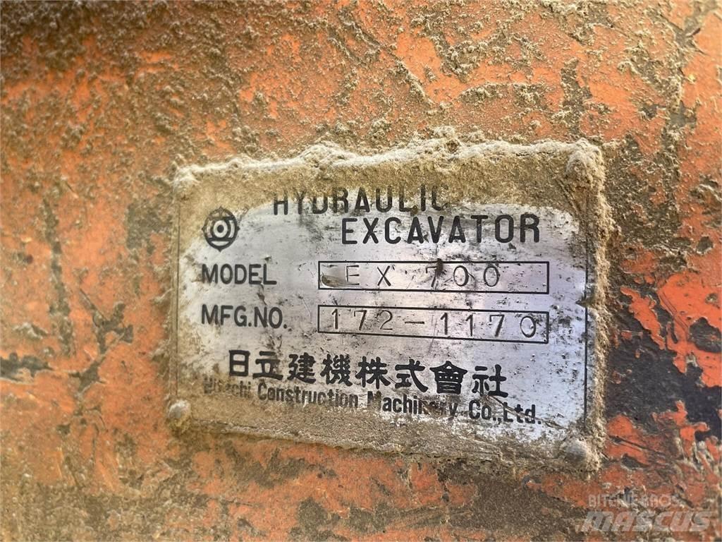 Hitachi EX700 Koparki gąsienicowe