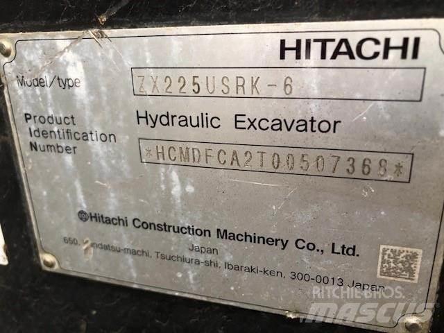 Hitachi ZX225USRK-6 Koparki gąsienicowe