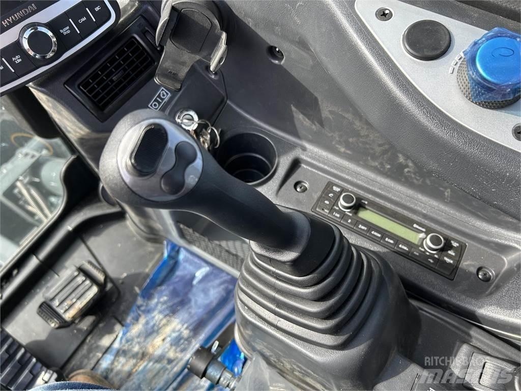 Hyundai HX85A Koparki gąsienicowe
