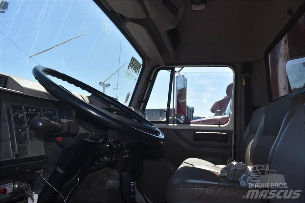 International 4700 Wywrotki