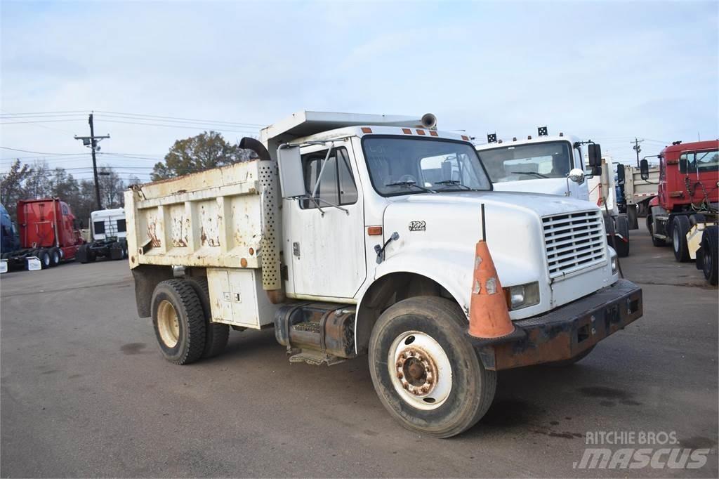 International 4700 Wywrotki
