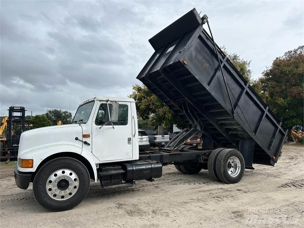 International 4700 Wywrotki