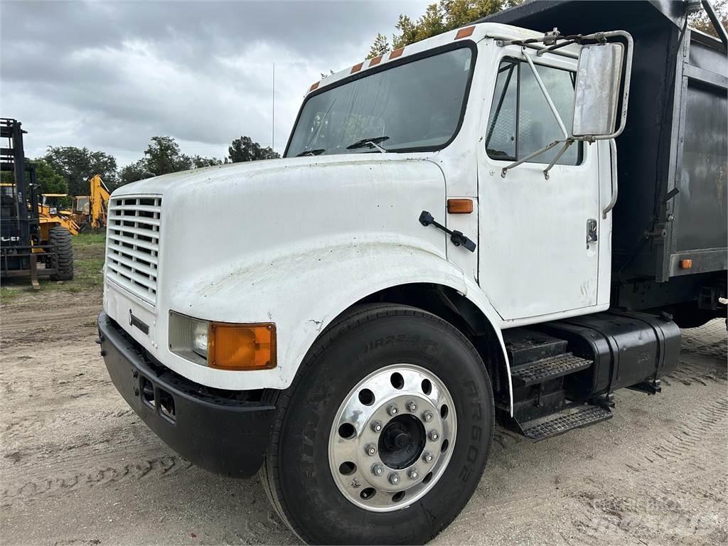 International 4700 Wywrotki