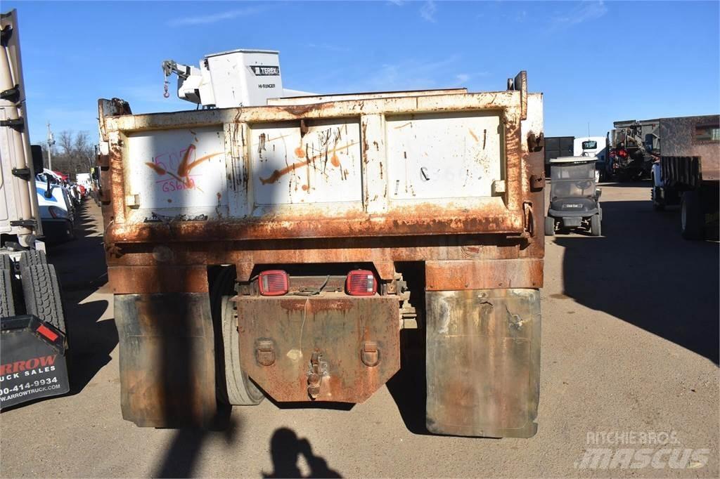 International 4700 Wywrotki