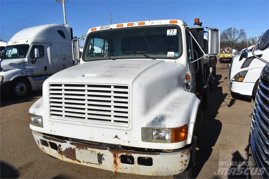 International 4700 Wywrotki