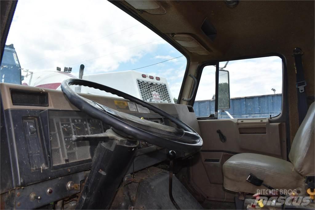 International 4900 Wywrotki