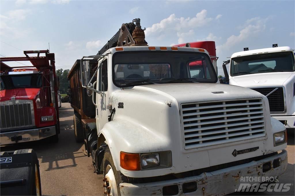 International 4900 Żurawie samochodowe