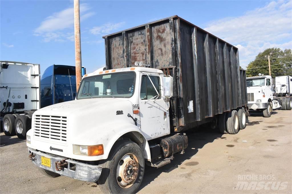 International 4900 Żurawie samochodowe