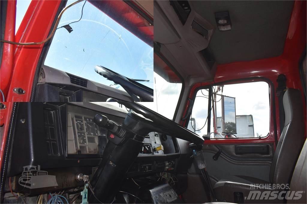 International S2600 Wywrotki