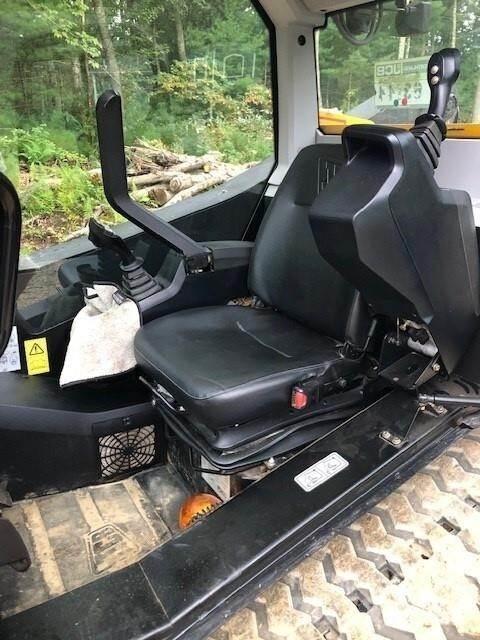 JCB 300T Ładowarki burtowe