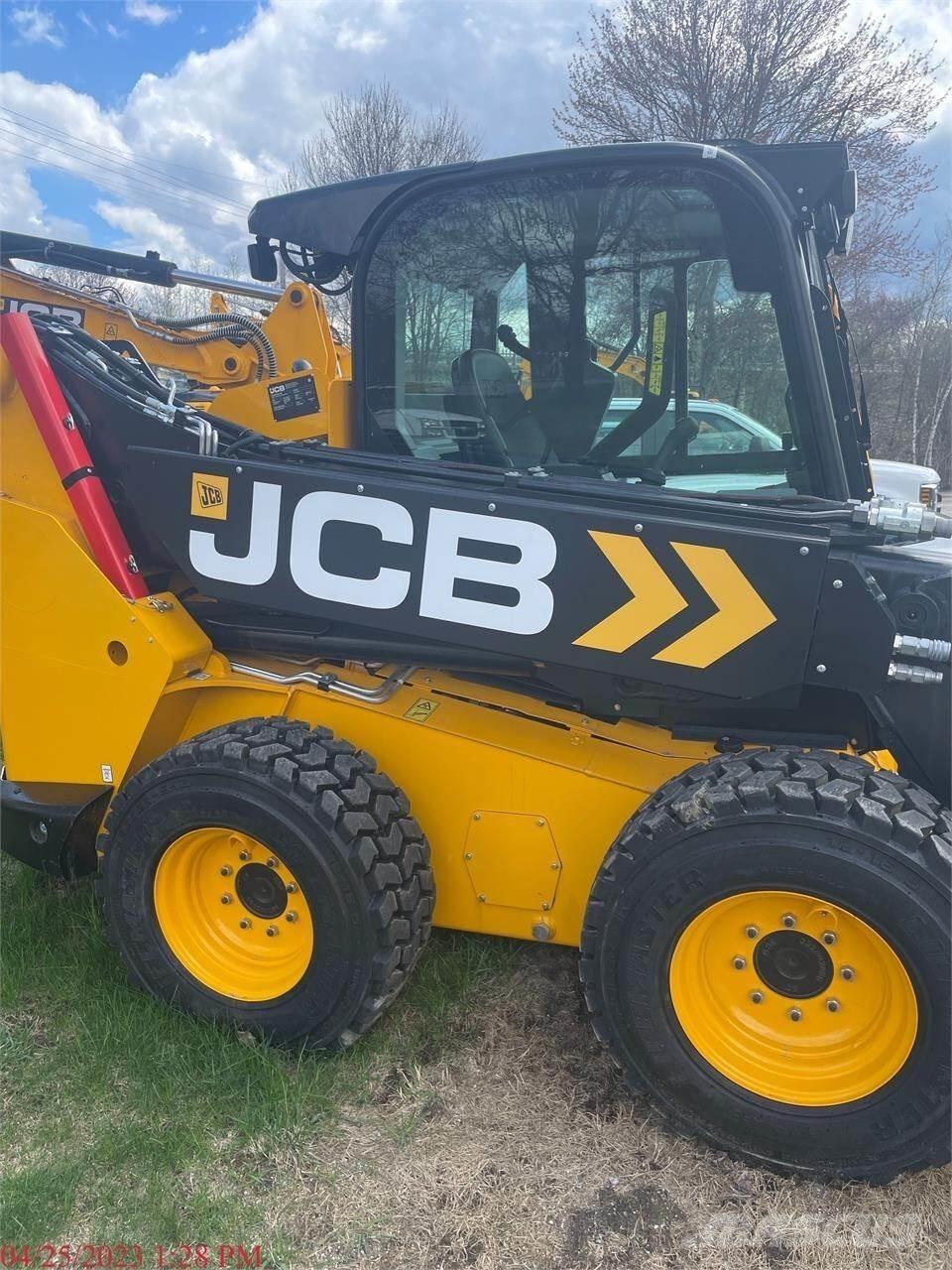 JCB 3TS-8W Ładowarki burtowe