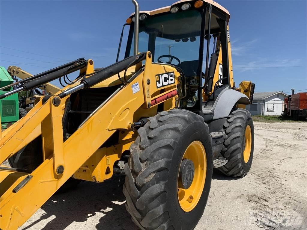 JCB 4CX Koparko-ładowarki