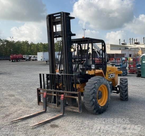JCB 930 Wózki widłowe terenowe