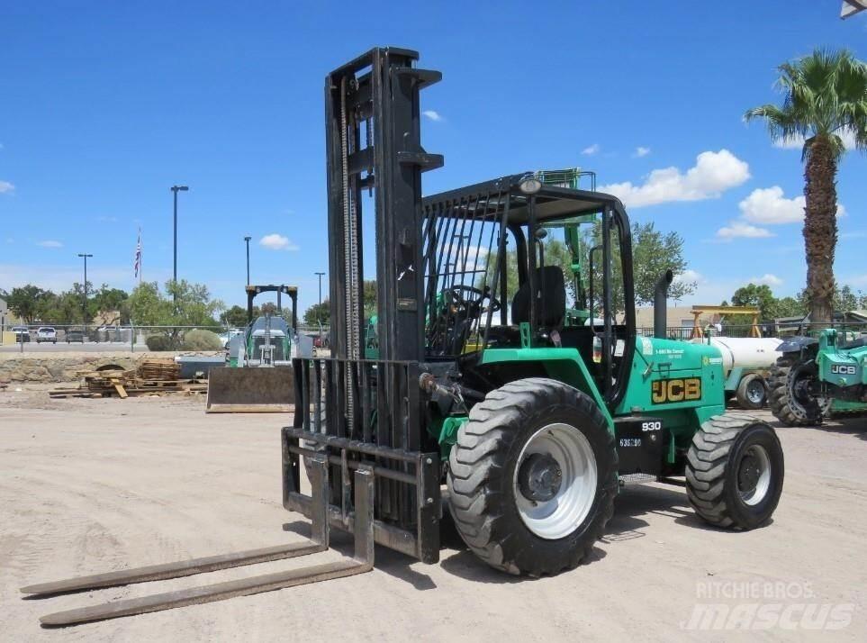 JCB 930 Wózki widłowe terenowe