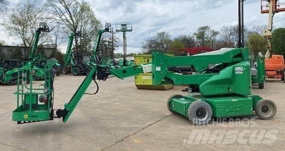JLG E400AJPN Podnośniki przegubowe