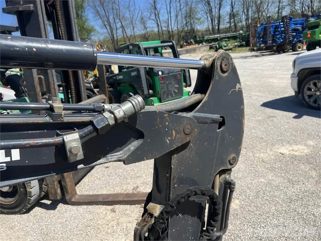 John Deere 17G Minikoparki