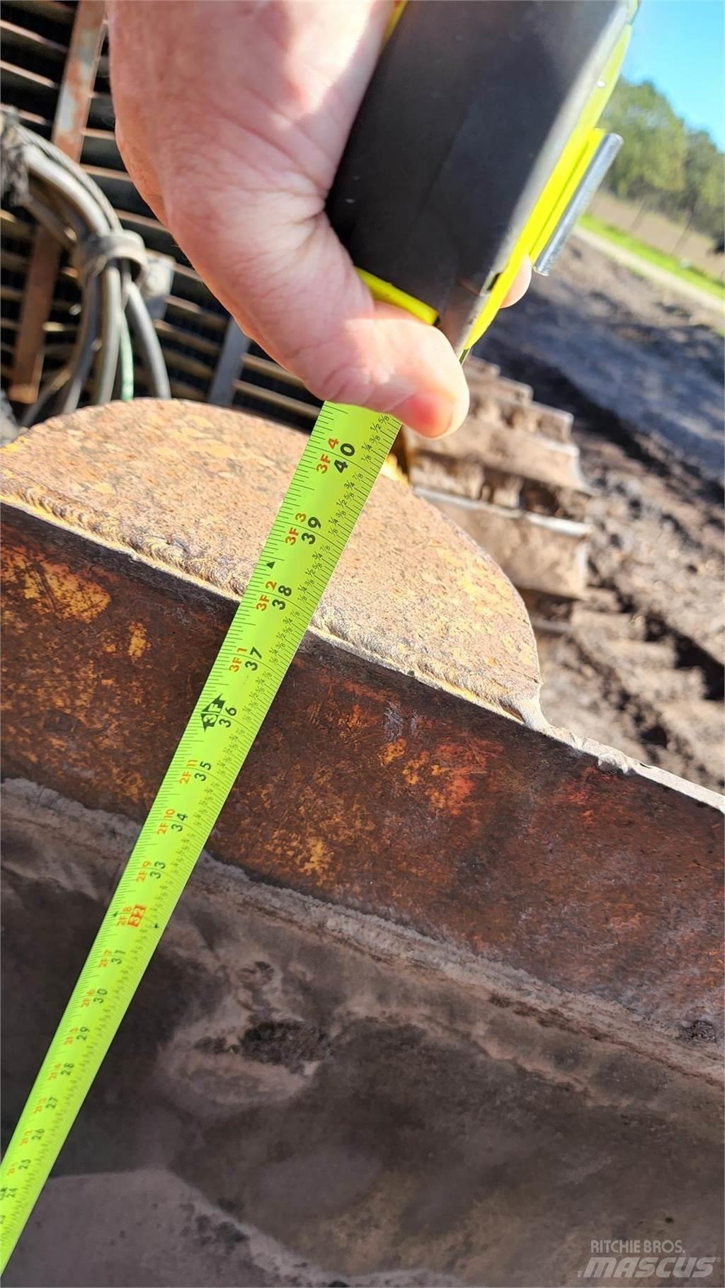 John Deere 450H LT Spycharki gąsienicowe