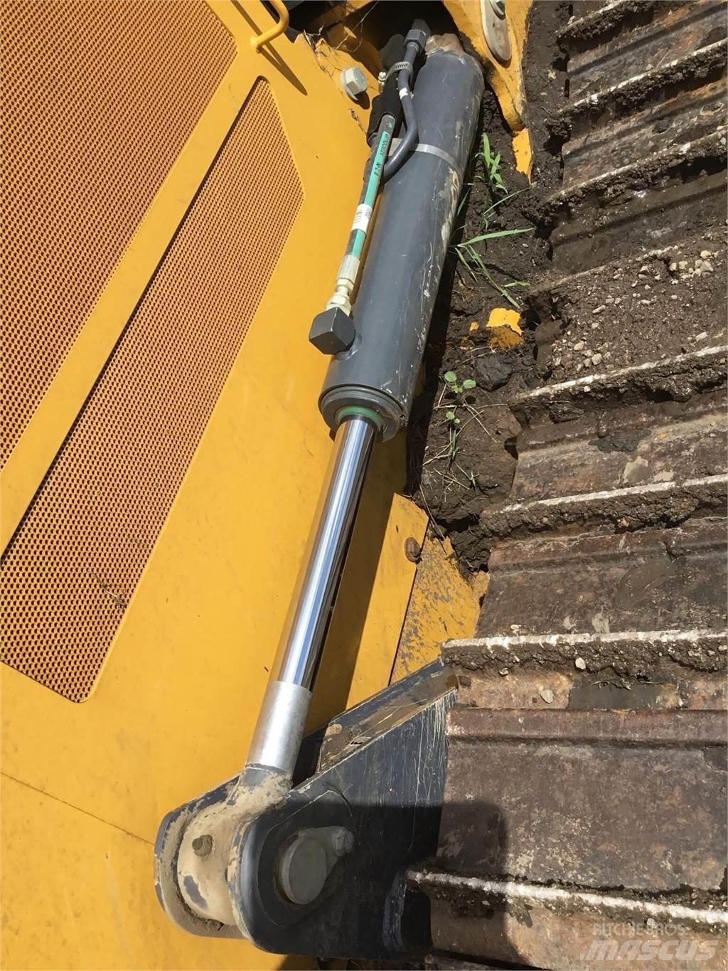 John Deere 450K Spycharki gąsienicowe
