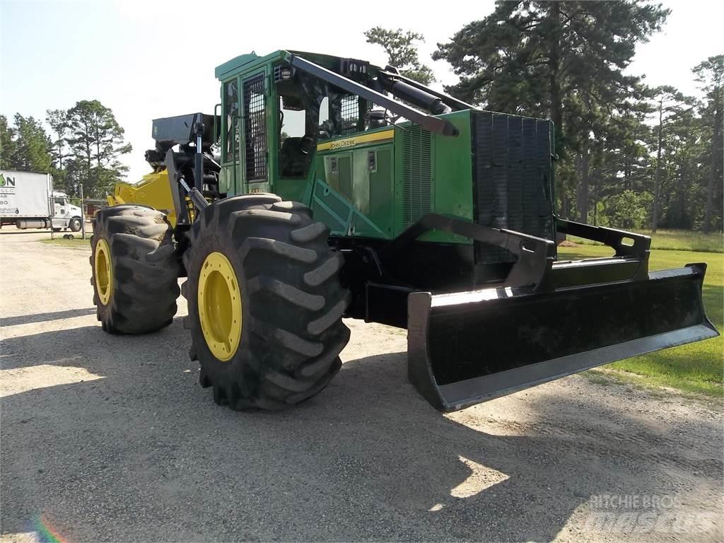 John Deere 648H Skidery