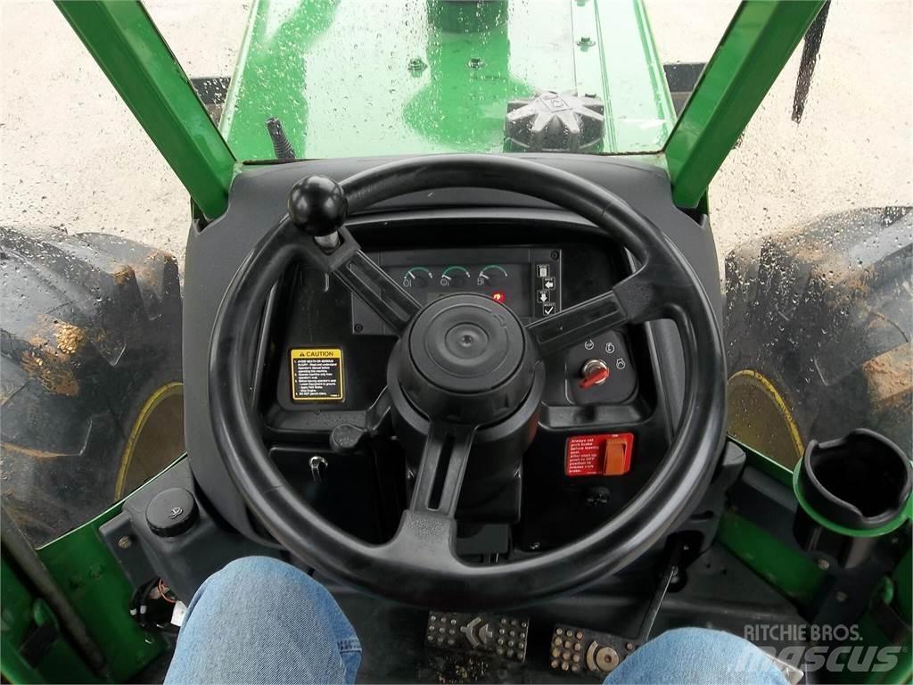 John Deere 648H Skidery