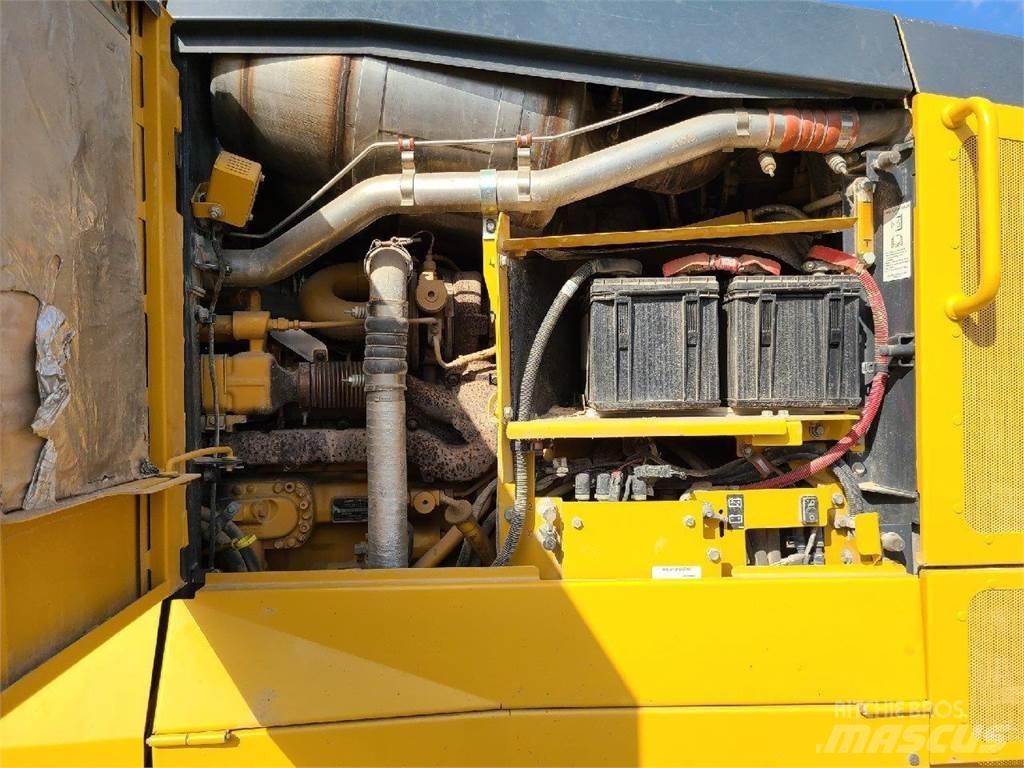 John Deere 672G Równiarki