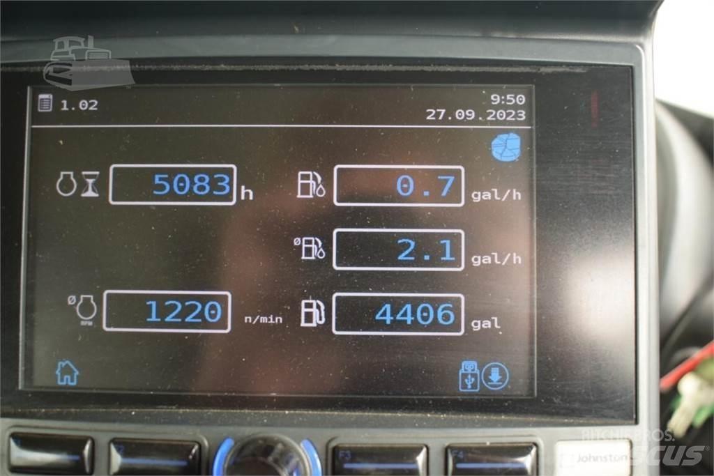 Johnston VT651 Zamiatarki - Zgarniarki - Odśnieżarki