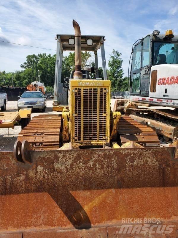 Komatsu D38P-1 LGP Spycharki gąsienicowe