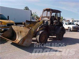 Komatsu WA100 Ładowarki kołowe