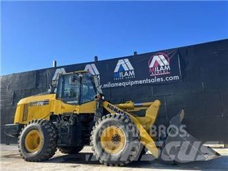 Komatsu WA270-8 Ładowarki kołowe