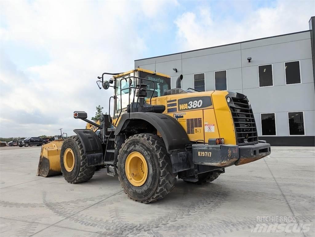 Komatsu WA380-8 Ładowarki kołowe
