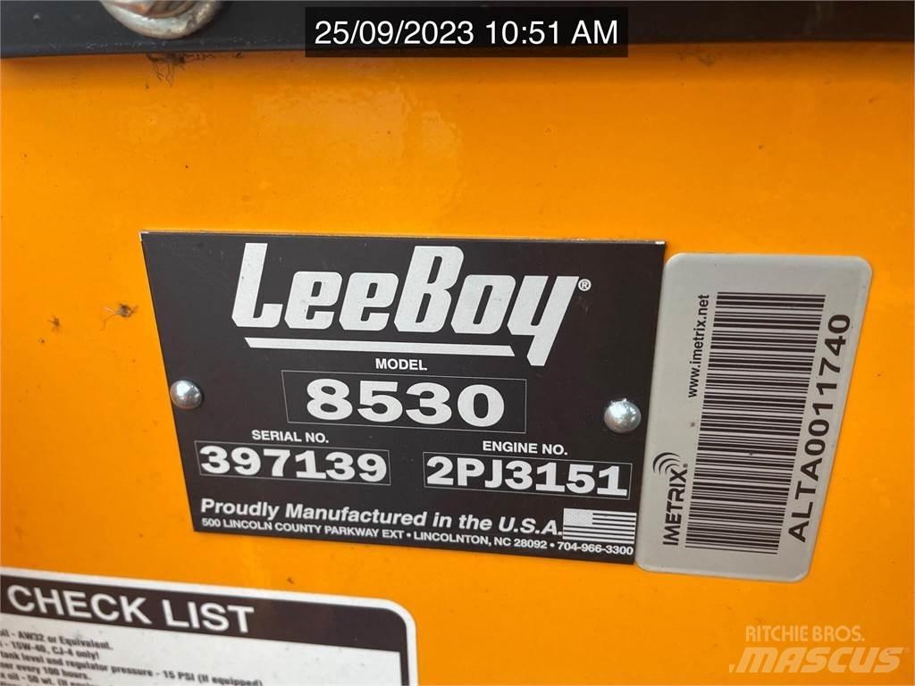 LeeBoy 8530 Rozściełacze do asfaltu