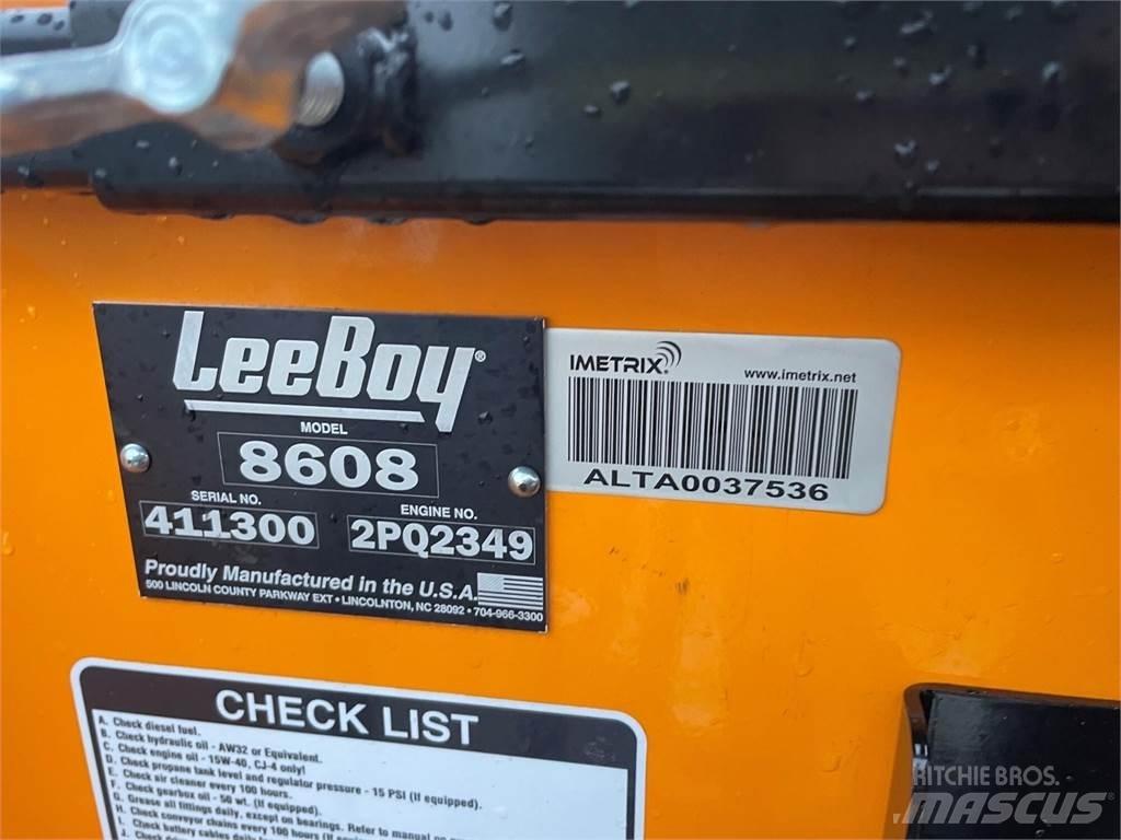 LeeBoy 8608 Rozściełacze do asfaltu