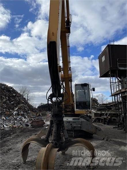 Liebherr A924C Koparki przeładunkowe