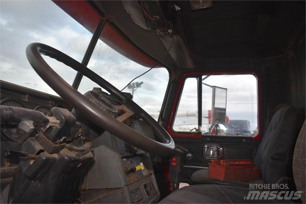 Mack CH613 Wywrotki