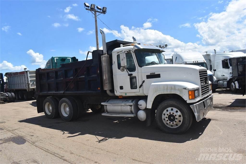 Mack CHN613 Wywrotki